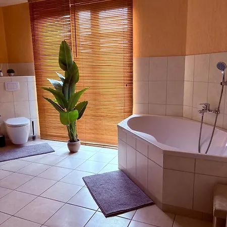 Ostsee-loft Ferienhaus Neuendorf (Rostock)